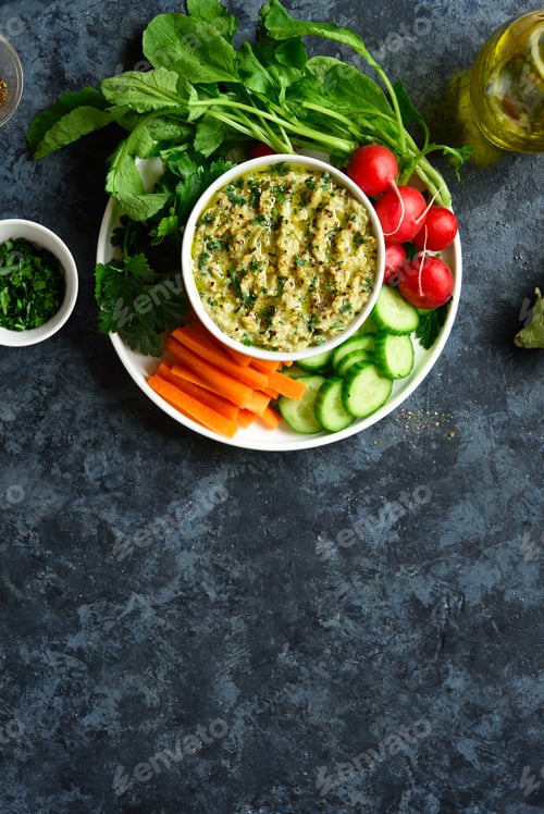 Preview: Roasted eggplant dip and fresh vegetables