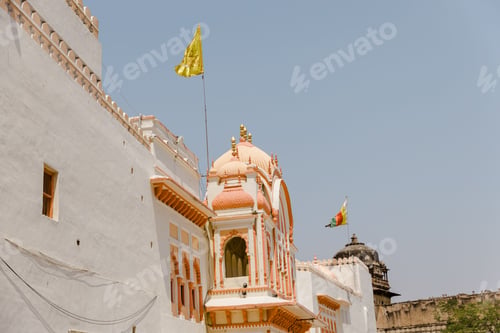 Preview: Majestic Orchha Fort, in the state of Madhya Pradesh in India