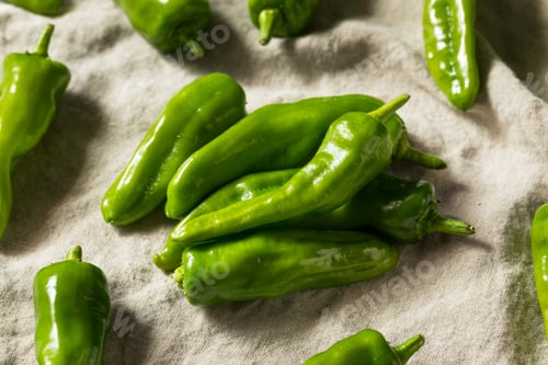 Preview: Raw Green Organic Melrose Peppers