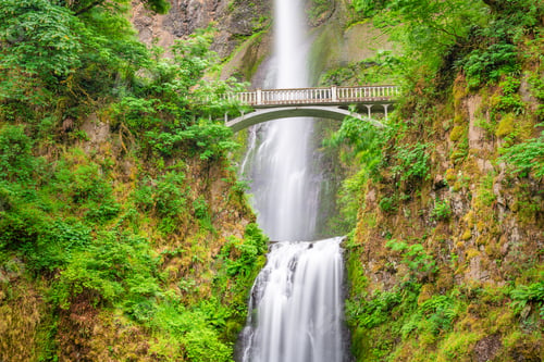 Preview: Multnomah Falls, Oregon, USA