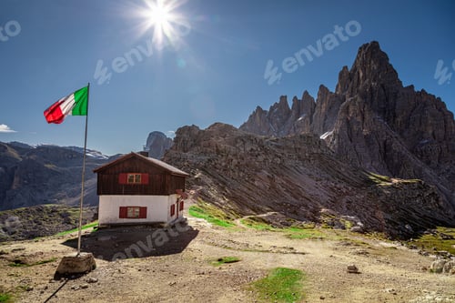 Preview: Monto Paterno and Dreizinnen hut in Dolomites, Europe