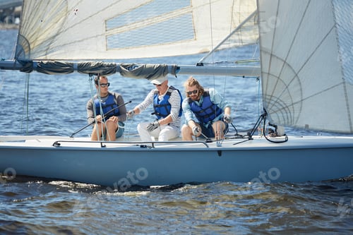 Preview: Sailing in the sea