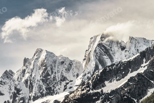 Preview: Rhaetian Alps Piz Badile