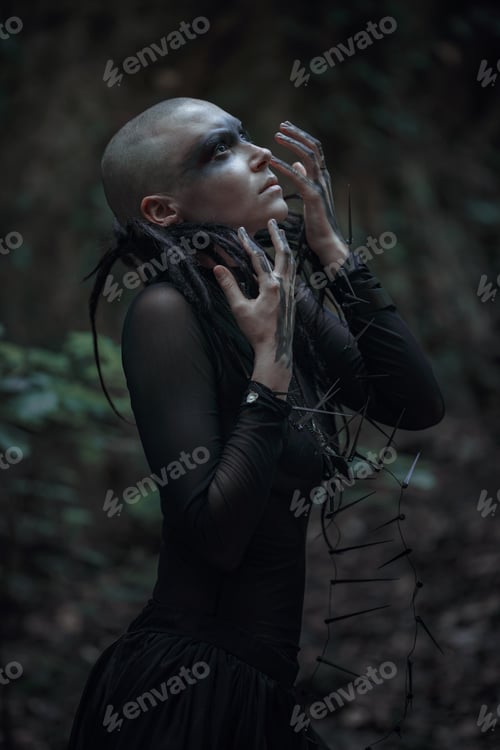 Preview: Makeup and character for Halloween.