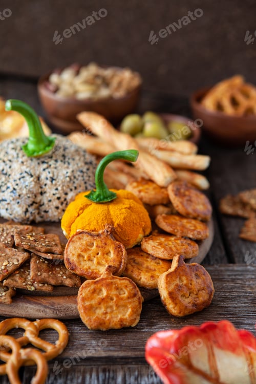 Preview: Halloween cheese platter