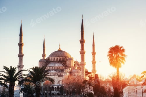 Preview: Illuminated Sultan Ahmed Mosque before sunrise