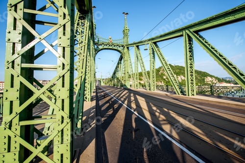 Preview: Liberty bridge in Budapest city