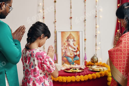 Preview: Worshipping Lord Ganesha During a Hindu Festival