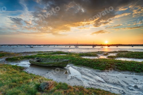 Preview: An old boat in the salt marsh at West Mersea
