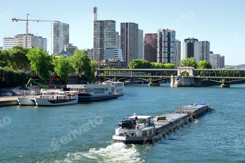 Preview: Skyscrapers and Seine