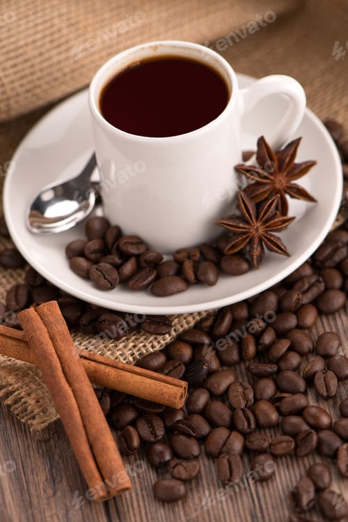 Preview: Coffee cup with burlap sack
