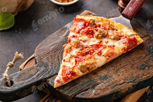 Preview: Meat lover pizza with pepperoni, ham and sausage