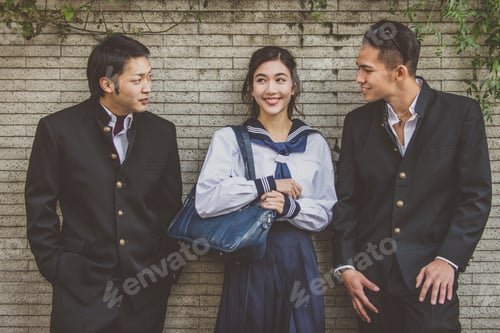 Preview: Japanese students meeting outdoors