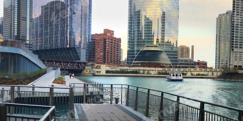 Preview: Chicago Riverwalk