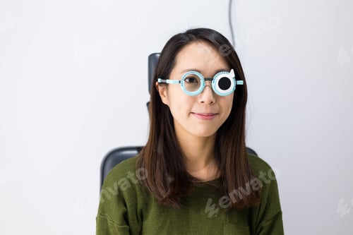 Preview: Woman getting eye exam