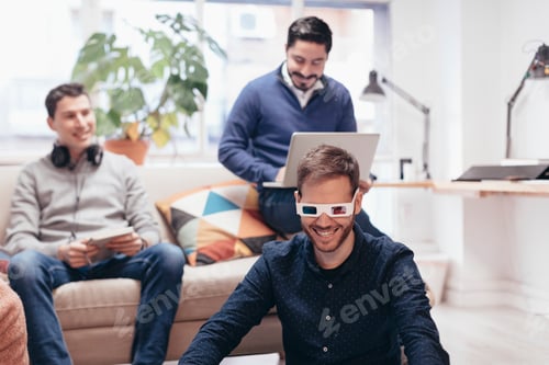 Preview: office moments