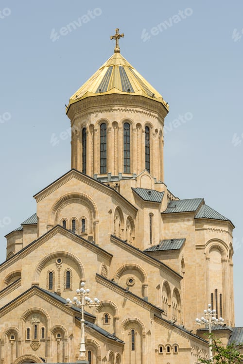 Preview: Holy Trinity Church in Tbilisi, Sameba