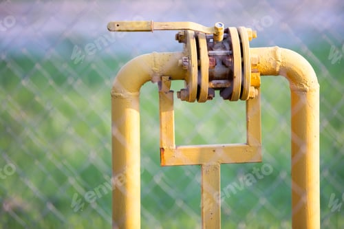 Preview: The gas valve on the yellow metal tube. Blocking damper on gas pipe.