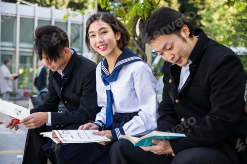 Preview: Japanese students meeting outdoors