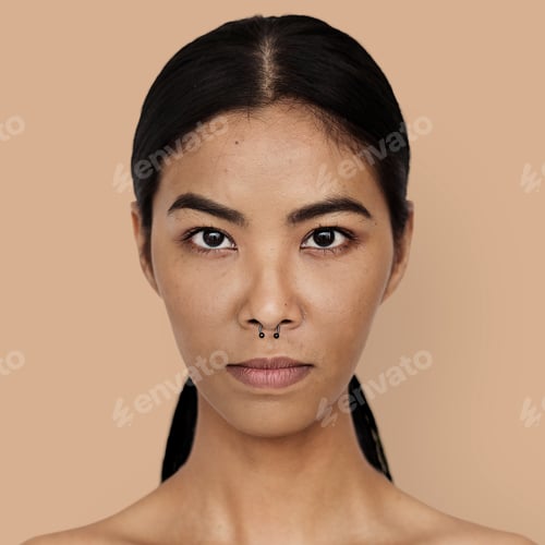 Preview: Portrait of a Thai woman