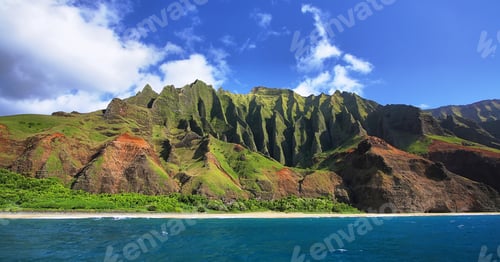 Preview: Jagged hills from catamaran at the dramatic Na Pali coast