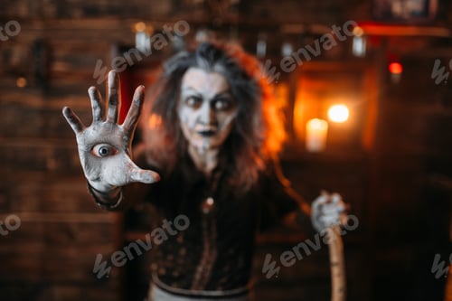 Preview: Scary witch with an eye in the palm, seance