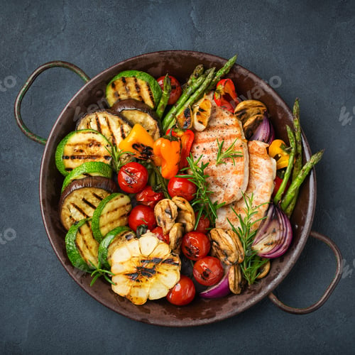 Preview: Seasonal summer grilled vegetables in a pan