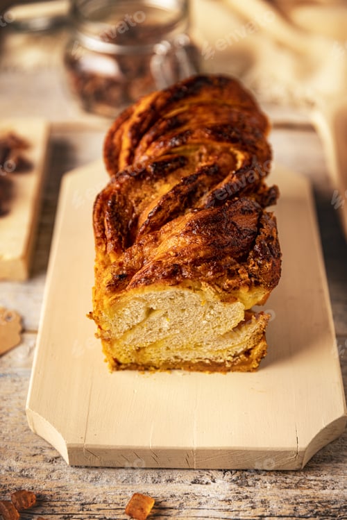 Preview: Sweet homemade almond brioche babka