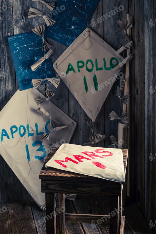 Preview: Old kites with space missions names prepared to first flight