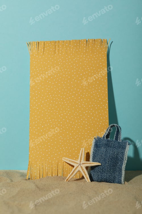 Preview: The concept of summer holidays, a place to rest on the beach.