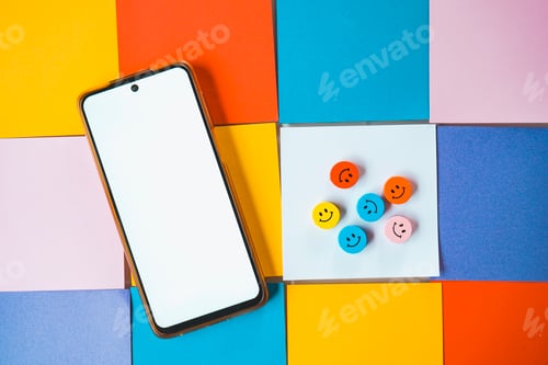 Preview: Smart phone mockup about a friends meeting