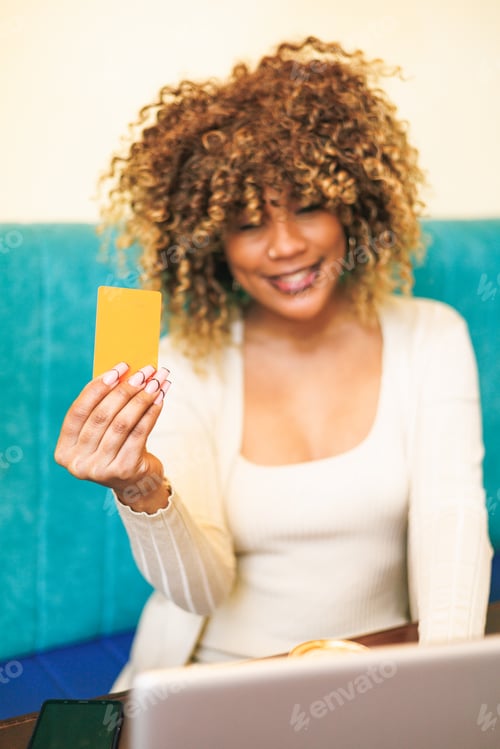 Preview: Multitasking Like a Pro: How a Dominican Woman Shops Online While Sipping Her Coffee in a Cafe