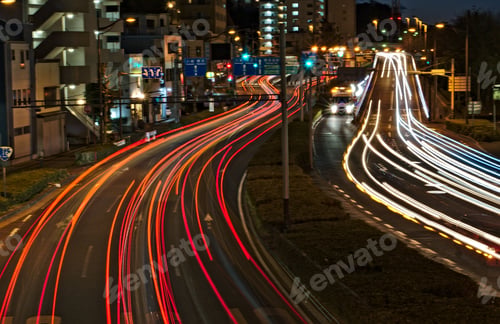 Preview: Traffic on a highway at night in a long exposure