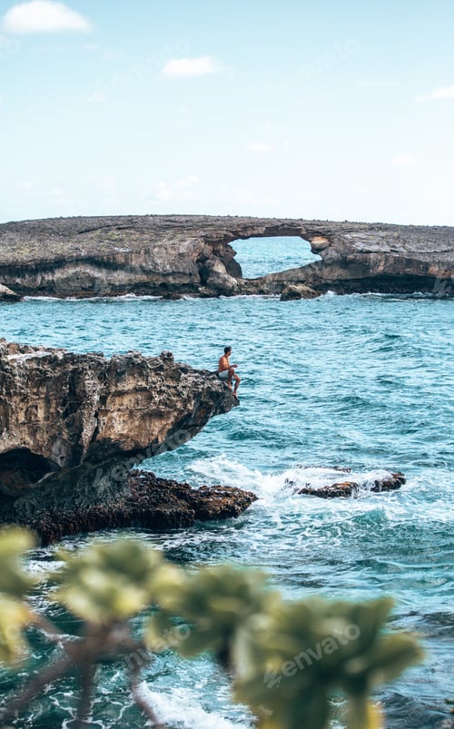 Preview: Hawaii chilling