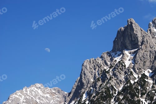 Preview: High Mountain