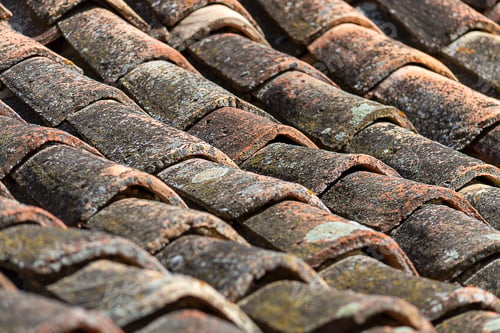 Preview: Roof tiles an old Bulgarian house. View from the front, an abandoned village in Crimea.