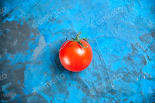 Preview: top view fresh red tomatoe on blue background salad photo color vegetable food