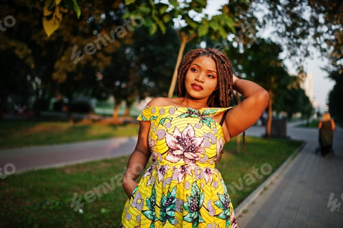 Preview: Cute small height african american girl