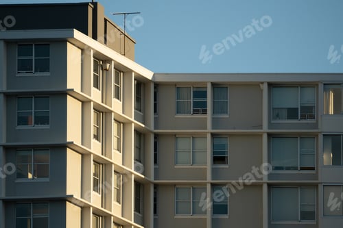Preview: Apartment Building