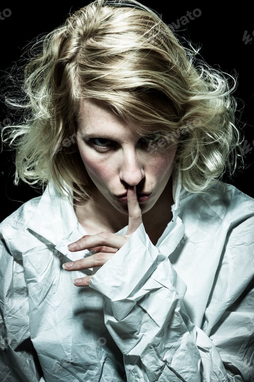 Preview: Psycho Woman asking for Silence