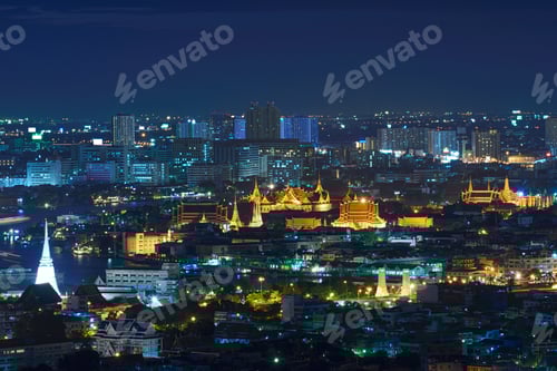 Preview: Temple of the Emerald Buddha and Grand Palace at night, Bangkok, Thailand