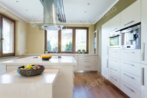 Preview: Stylish kitchen with island