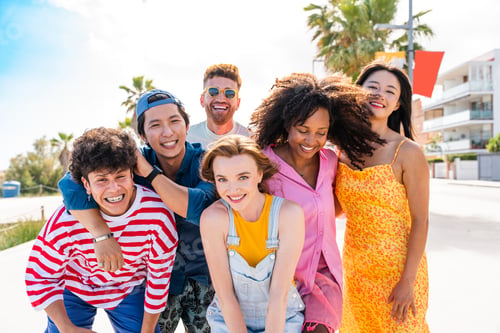 Preview: Group of young best friends bonding outdoors