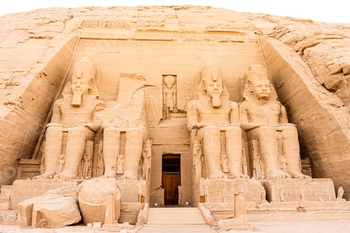 Preview: Entrance and door of the temple in Abu Simbel