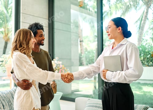 Preview: A real estate agent with a young couple