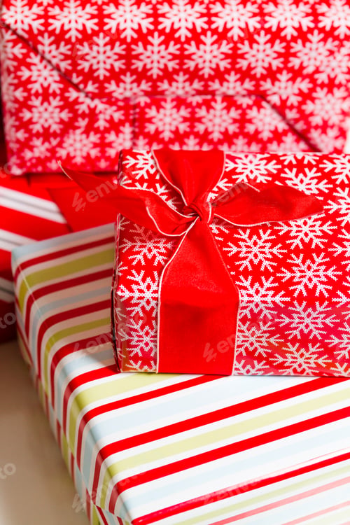 Preview: Presents