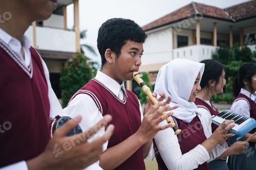 Preview: Students Are Playing Music Instruments