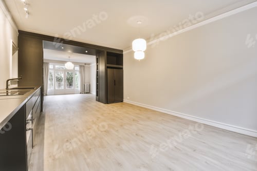 Preview: Spacious bright white kitchen with windows