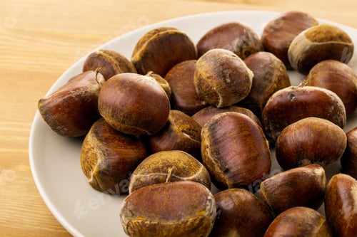 Preview: Chestnut on plate
