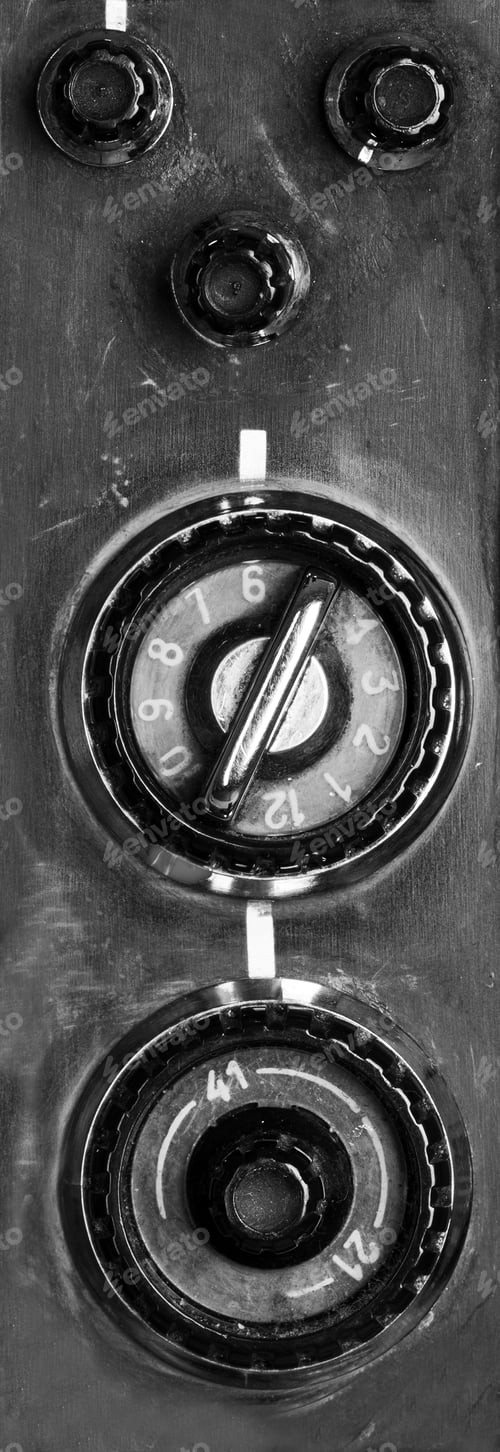 Preview: Vintage TV controls